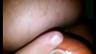 amigo dejo a su novia caliente y sola conmigo asi que nos pusimos a coger a sus espaldas siguenos en
